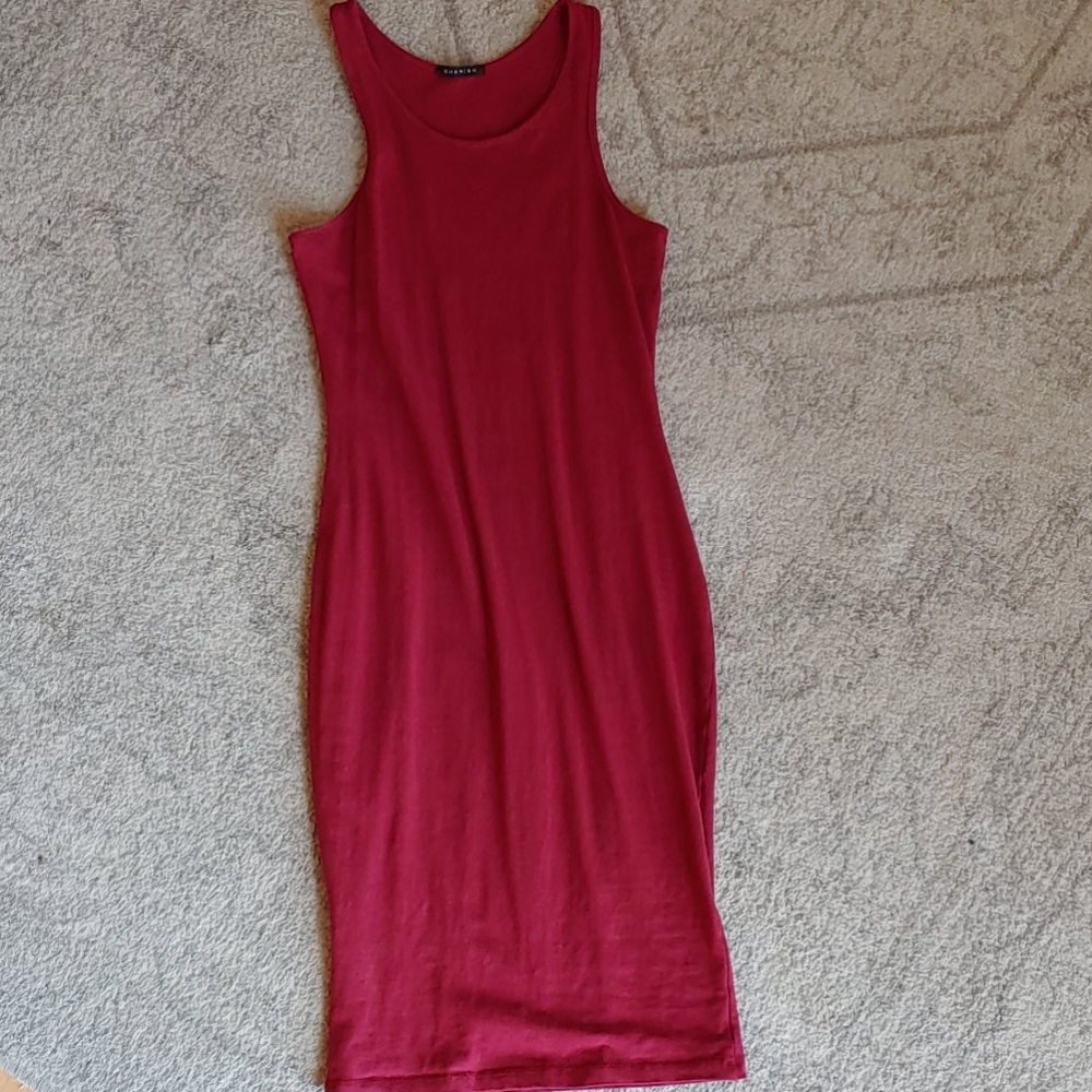Maroon midi dress